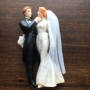 Wedding cake topper